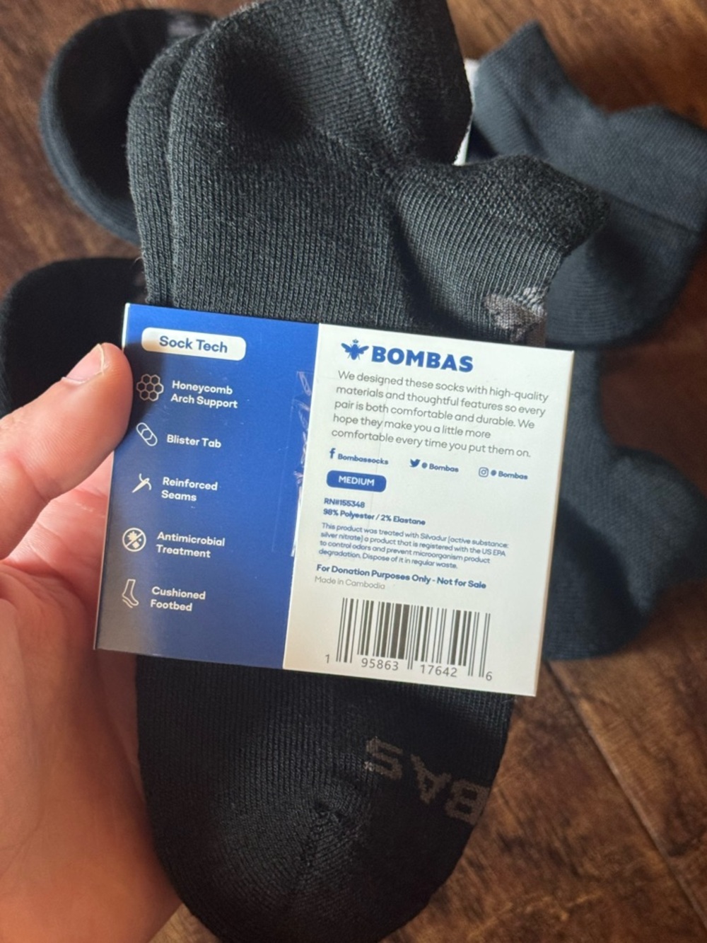 NEW Bombas Cushioned Ankle Socks Black Size Medium Lot of 3 - Picture 4 of 4